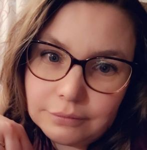 Meet your Posher, Annie